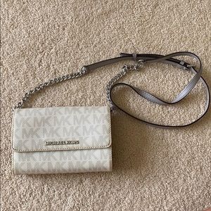 White Michael Kors Purse